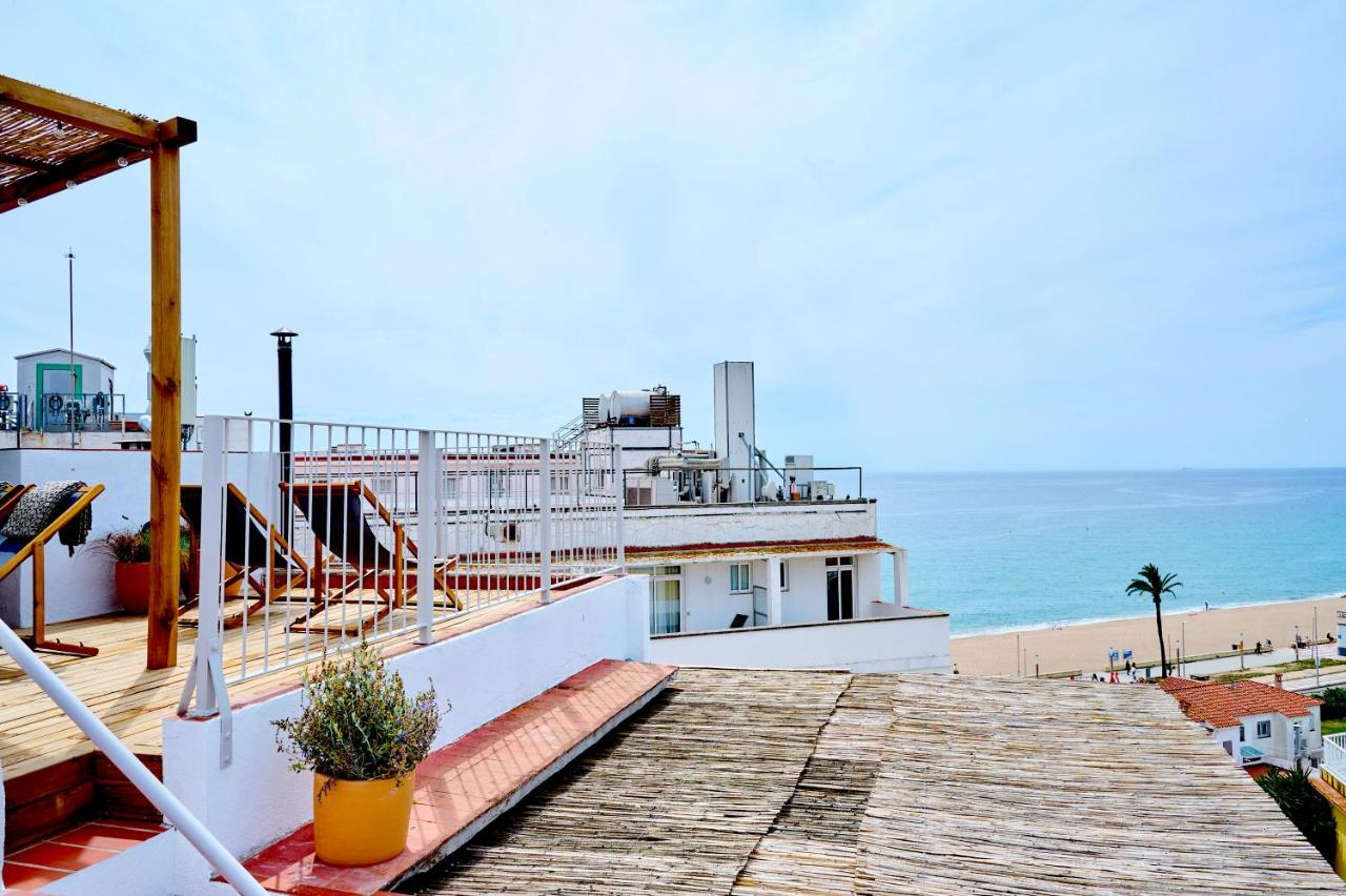 El Rancho At The Beach Blanes Esterno foto